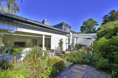 Ansicht · Bungalow-Doppelhaushälfte in Wedel: saniert 2020-2023, 
Leben auf einer Ebene · Bild 13 von 15 · IMMO Holm