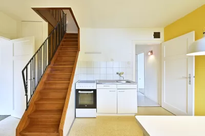 Ansicht · Wedel: Altbau mit zwei Wohnebenen, 1.003 m² Garten und Atelier im Grünen · Bild 7 von 17 · IMMO Holm