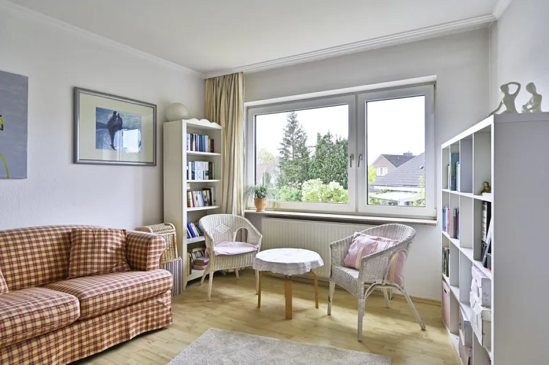 Ansicht · Doppelhaushälfte in Holm mit schönem Garten und viel Platz - 
Ideal für Familien! · Bild 10 von 20 · IMMO Holm