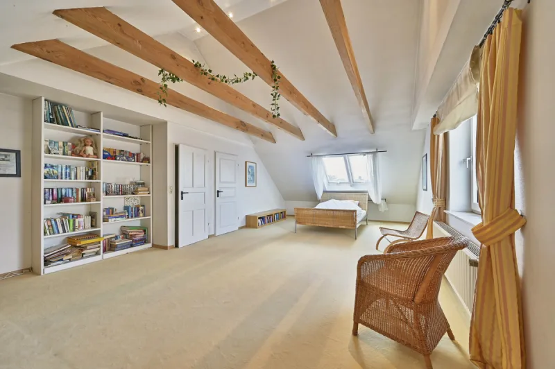 Ansicht · Doppelhaushälfte in Holm mit schönem Garten und viel Platz - 
Ideal für Familien! · Bild 15 von 20 · IMMO Holm