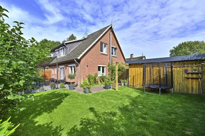 Ansicht · Doppelhaushälfte in Holm mit perfektem Grundriss - Ideal für Familien! - PROVISIONSFREI · Bild 16 von 20 · IMMO Holm