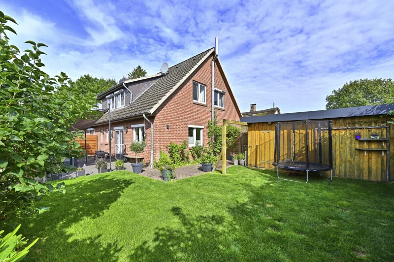 Ansicht · Doppelhaushälfte in Holm mit perfektem Grundriss - Ideal für Familien! - PROVISIONSFREI · Bild 16 von 20 · IMMO Holm