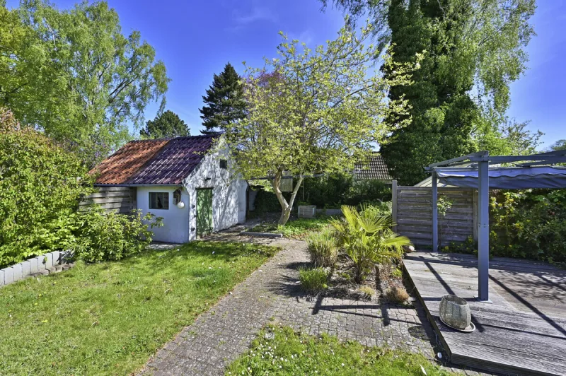 Ansicht · Ein Haus, das Ihnen nicht alles abverlangt – Doppelhaushälfte in Wedel · Bild 14 von 15 · IMMO Holm