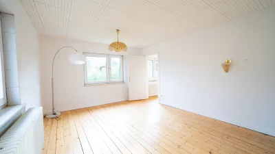 Ansicht · Gartenparadies für die ganze Familie - wo Ihr Traumhaus Wurzeln schlägt! · Bild 3 von 19 · IMMO Holm
