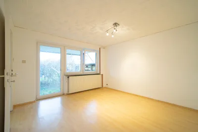 Ansicht · Gartenparadies für die ganze Familie - wo Ihr Traumhaus Wurzeln schlägt! · Bild 6 von 19 · IMMO Holm