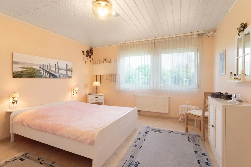 Ansicht · Idyllisches Familienparadies: Charme und Ruhe an der Elbe · Bild 10 von 30 · IMMO Holm