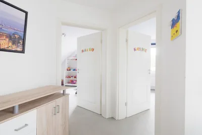 Ansicht · Ihr Traumhaus in Hetlingen: Wohnen mit Stil, Komfort und Badespaß · Bild 29 von 30 · IMMO Holm