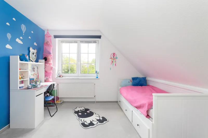 Ansicht · Ihr Traumhaus in Hetlingen: Wohnen mit Stil, Komfort und Badespaß · Bild 30 von 30 · IMMO Holm