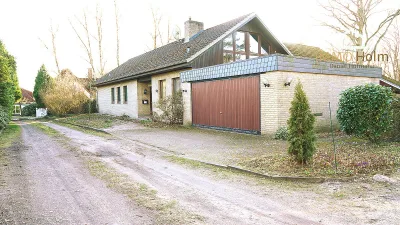 Ansicht · Wohnparadies mit viel Platz und besonderen Highlights · Bild 3 von 30 · IMMO Holm