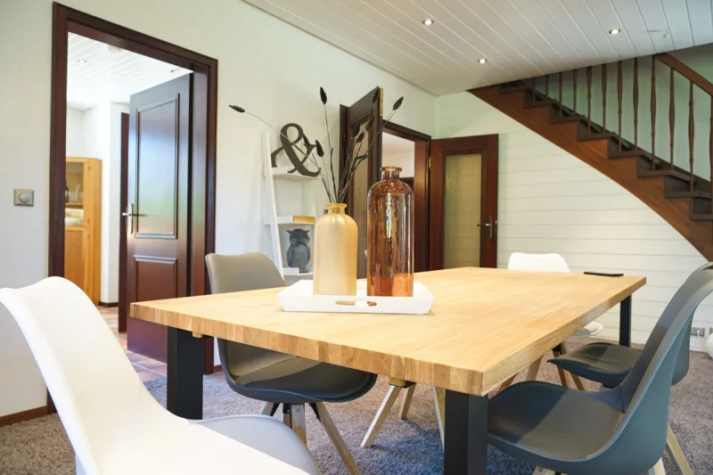 Ansicht · Wohnparadies mit viel Platz und besonderen Highlights · Bild 9 von 30 · IMMO Holm