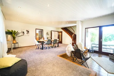 Ansicht · Wohnparadies mit viel Platz und besonderen Highlights · Bild 16 von 30 · IMMO Holm