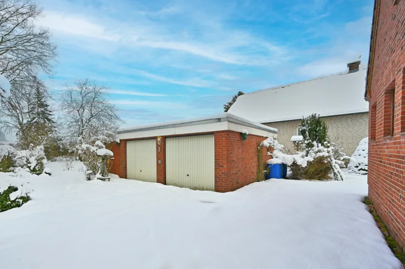 Ansicht · Wo Raum und Ruhe zusammenkommen – ein Haus mit Charme! · Bild 20 von 22 · IMMO Holm