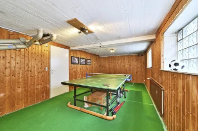 Ansicht · Wohnen auf einer Ebene – Familienbungalow mit Garten & Potenzial · Bild 11 von 16 · IMMO Holm