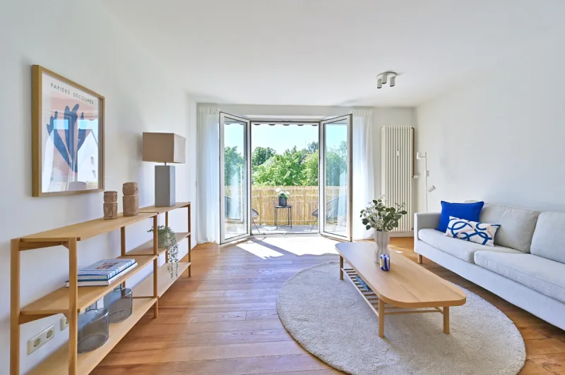 Ansicht · Ruhige Wohnstraße, beste Anbindung. Blick in die Baumkronen. · Bild 3 von 14 · IMMO Holm