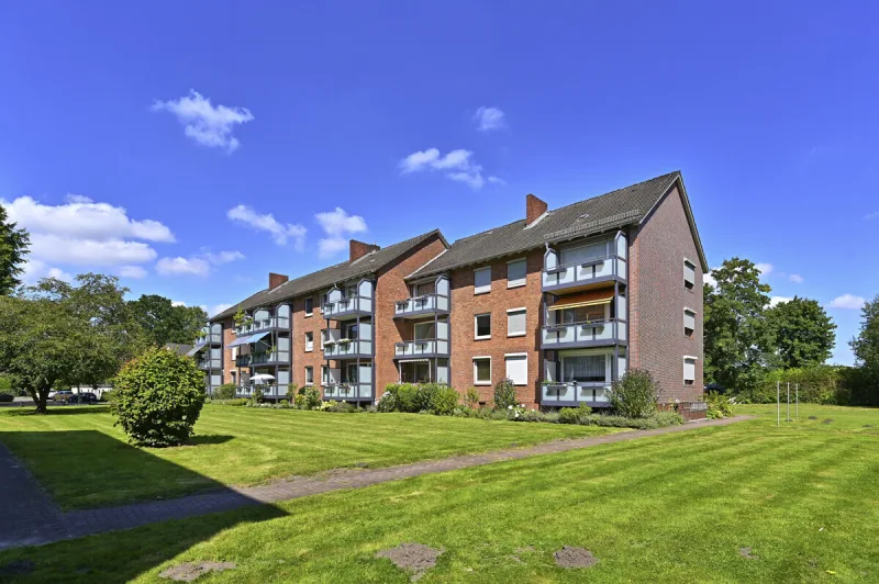 Ansicht · Charmante 3-Zimmer-Wohnung - Südbalkon, Garage & Platz für Ideen · Bild 17 von 18 · IMMO Holm