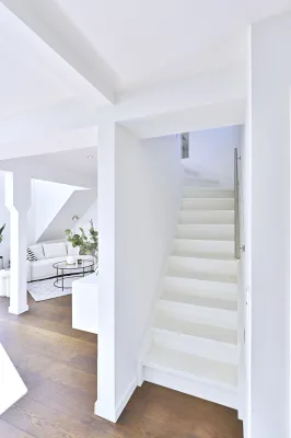 Ansicht · Stilvolle Eleganz - Neuwertige Galeriewohnung in Barmbek-Süd · Bild 10 von 20 · IMMO Holm