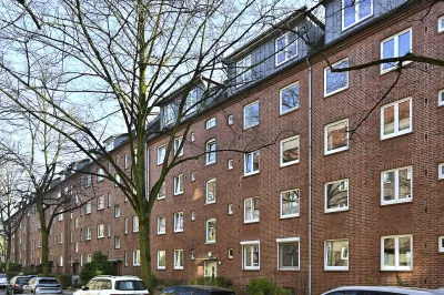 Ansicht · Stilvolle Eleganz - Neuwertige Galeriewohnung in Barmbek-Süd · Bild 20 von 20 · IMMO Holm