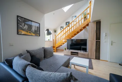 Ansicht · Maisonettewohnung an der Elbe · Bild 2 von 13 · IMMO Holm