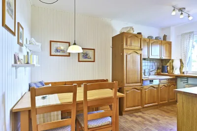 Ansicht · Großzügiges Reihenendhaus nahe Liether Wald – ideal für Familien · Bild 4 von 16 · IMMO Holm