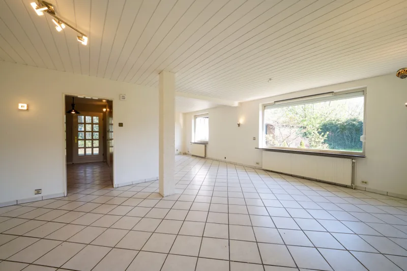 Ansicht · Doppeltes Reihenendhaus - genügend Raum für die ganze Familie! · Bild 14 von 30 · IMMO Holm