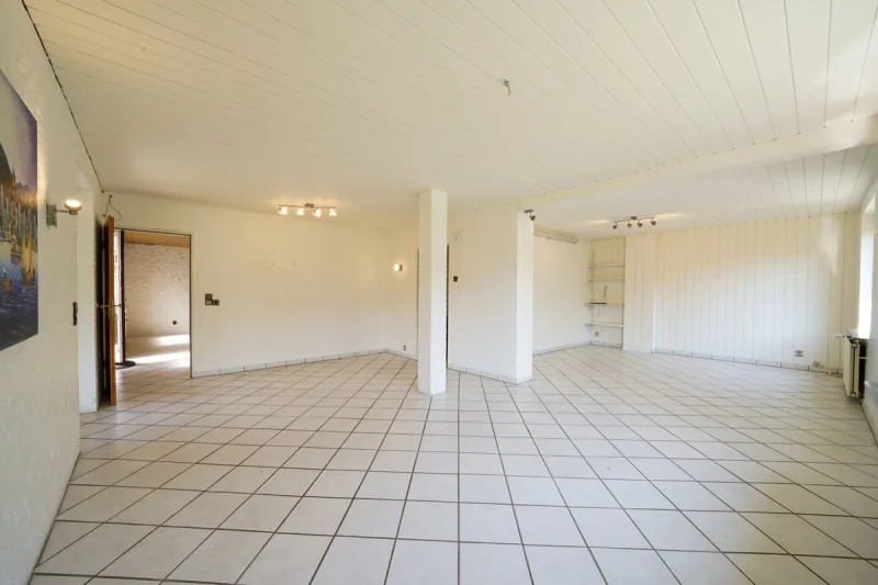 Ansicht · Doppeltes Reihenendhaus - genügend Raum für die ganze Familie! · Bild 15 von 30 · IMMO Holm