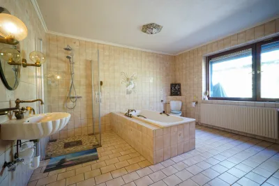 Ansicht · Doppeltes Reihenendhaus - genügend Raum für die ganze Familie! · Bild 17 von 30 · IMMO Holm
