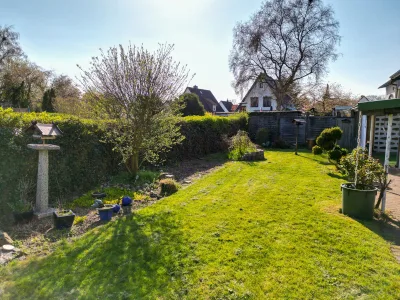 Ansicht · Doppeltes Reihenendhaus - genügend Raum für die ganze Familie! · Bild 25 von 30 · IMMO Holm