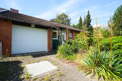 Ansicht · Beste Lage für die Familie - Reihenendhaus in der Moorwegsiedlung · Bild 19 von 25 · IMMO Holm