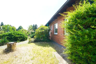 Ansicht · Beste Lage für die Familie - Reihenendhaus in der Moorwegsiedlung · Bild 21 von 25 · IMMO Holm