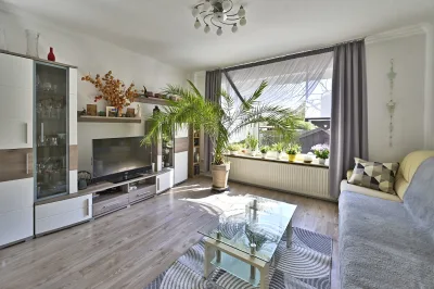 Ansicht · Vermietetes Reihenmittelhaus in schöner Lage von Appen · Bild 4 von 11 · IMMO Holm