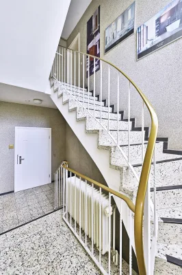 Ansicht · Zinshaus in Bestlage von Rissen – Investment mit Aufstockungspotential · Bild 7 von 10 · IMMO Holm